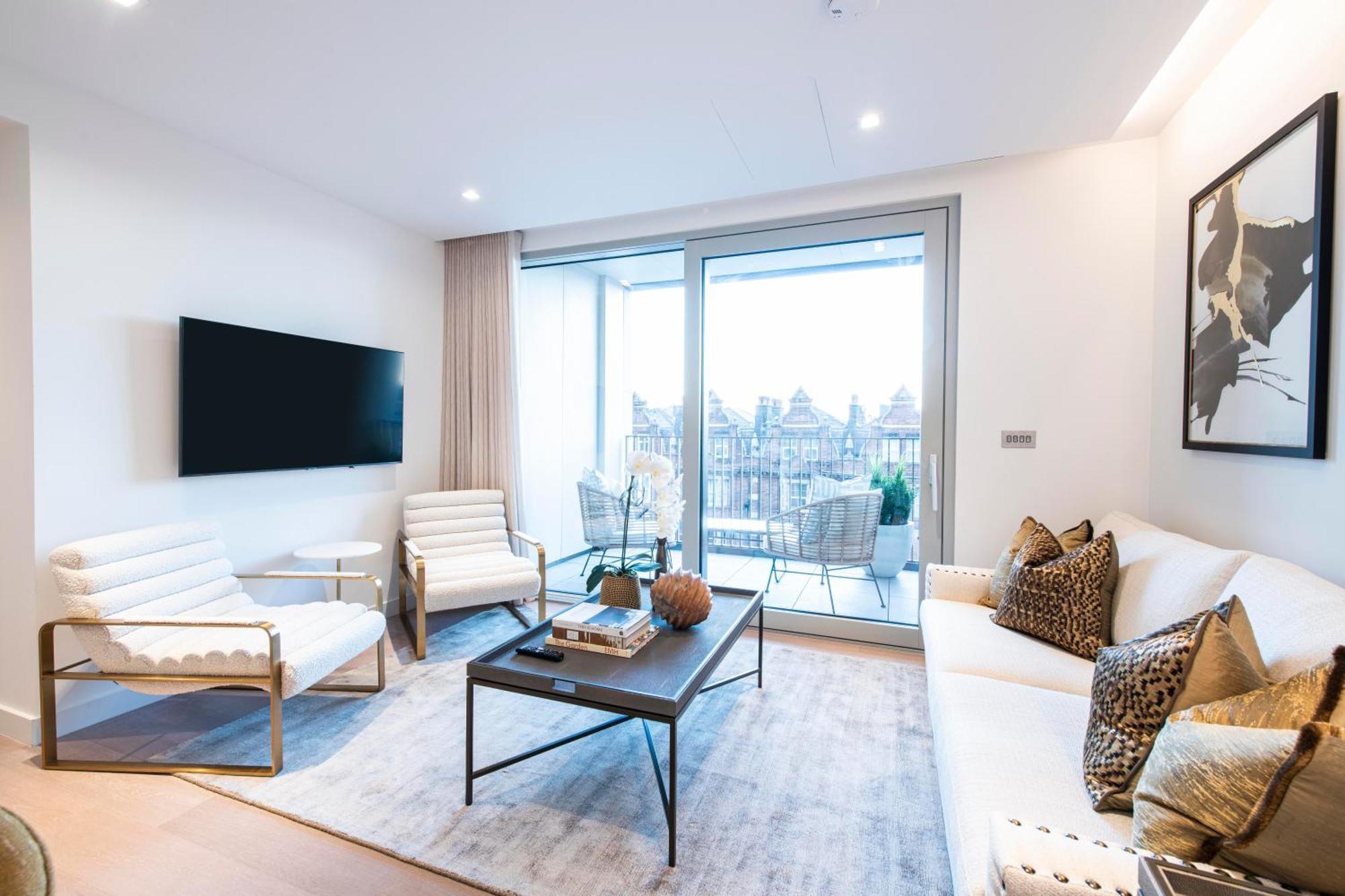 Garrett Mansions * London