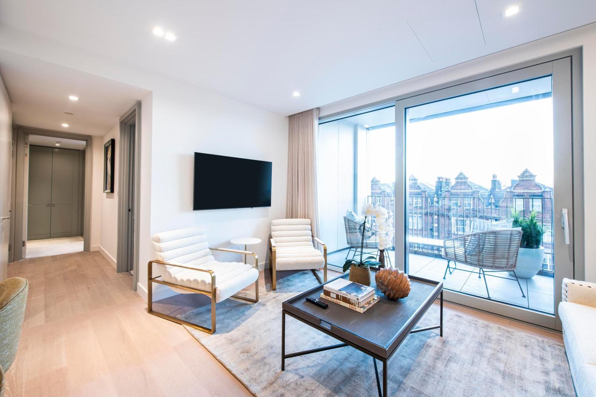 Garrett Mansions Apartment
