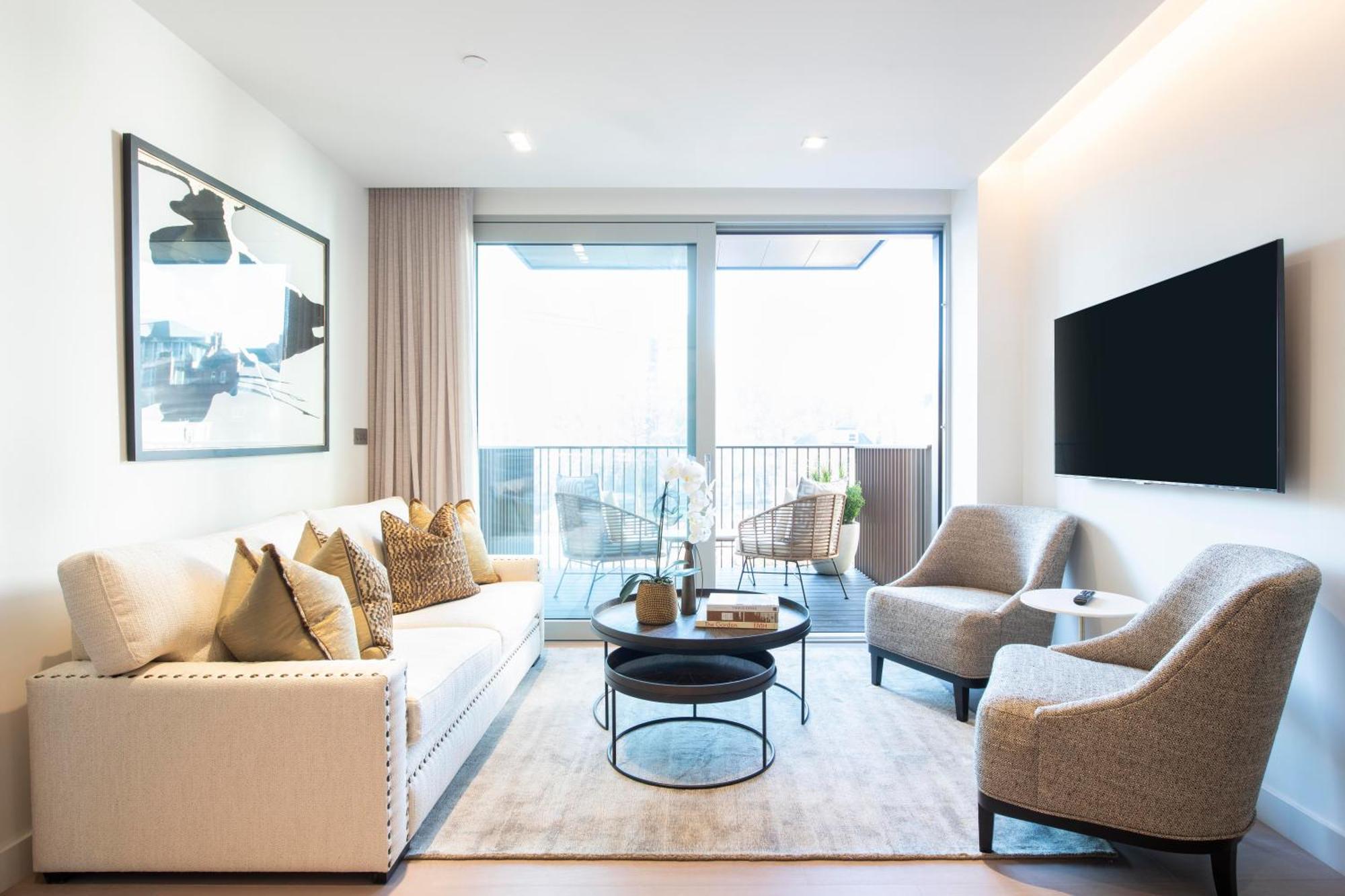Garrett Mansions * London